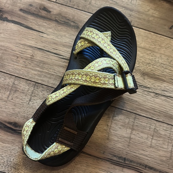 Chaco Women's Yampa Sandals Grasshopper sz 7 - Picture 2 of 9